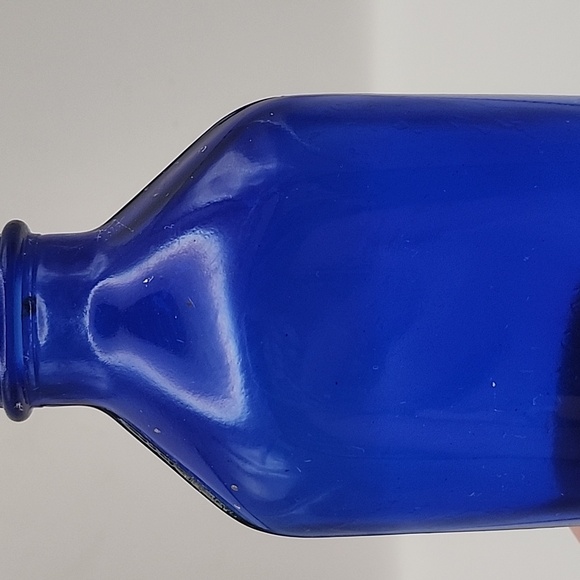 Vintage Large Genuine Phillips Milk of Magnesia Cobalt Blue Bottle 7" - Picture 8 of 8